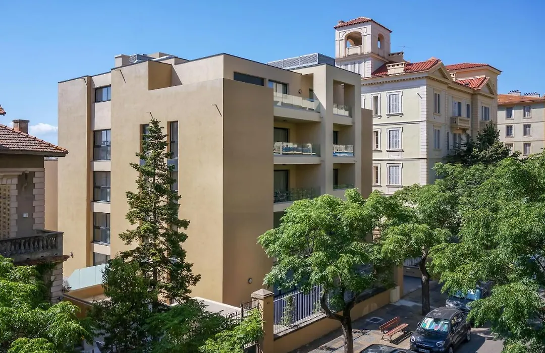 Residenza Leca Colonna-1